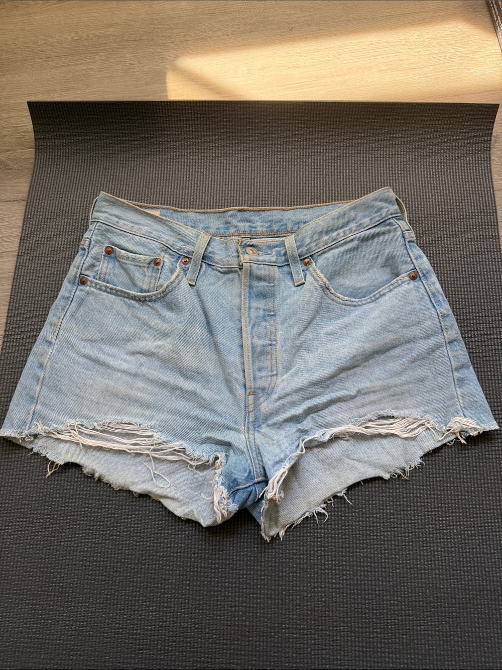 Levis High-Rise Denim Shorts